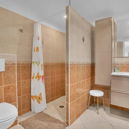 Apartment Joli 60m2 Proche Des Plages *